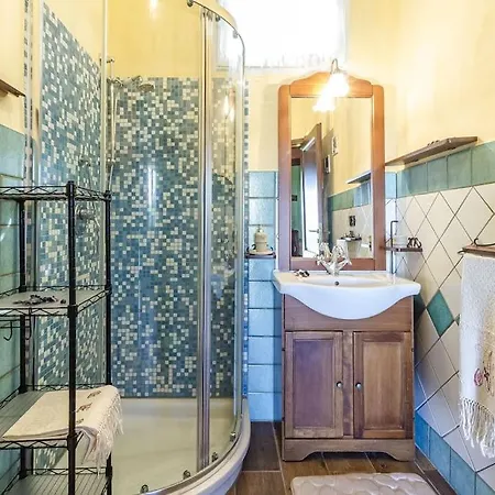 Villa Semi Indipendente Sant'elena Uri